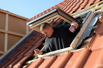 Pose de fenêtres de toit Velux à Rogécourt